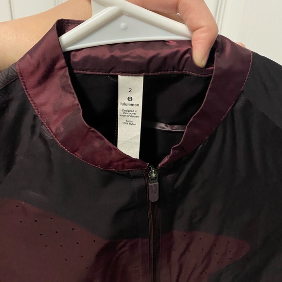 Lululemon zip up - Picture 4 of 4